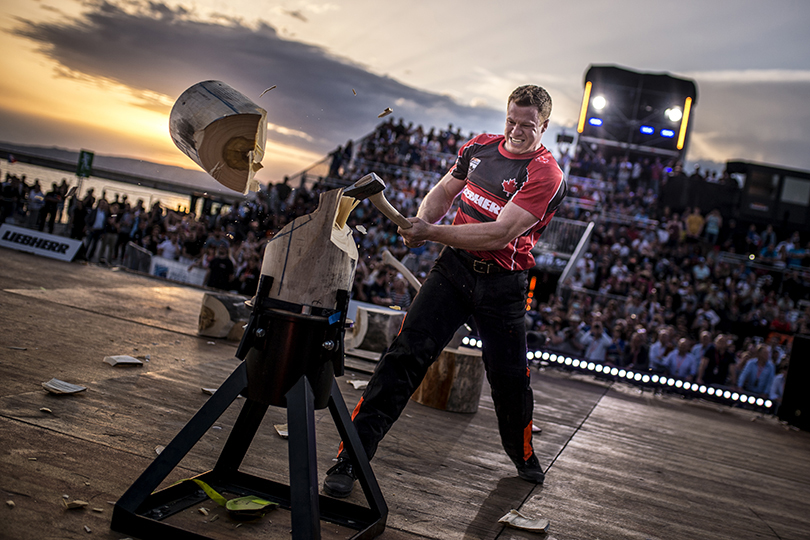 STIHL TIMBERSPORTS® athlete Stirling Hart from Canada finishes the Standing Block during the Champions Trophy 2018 in Marseille. 
