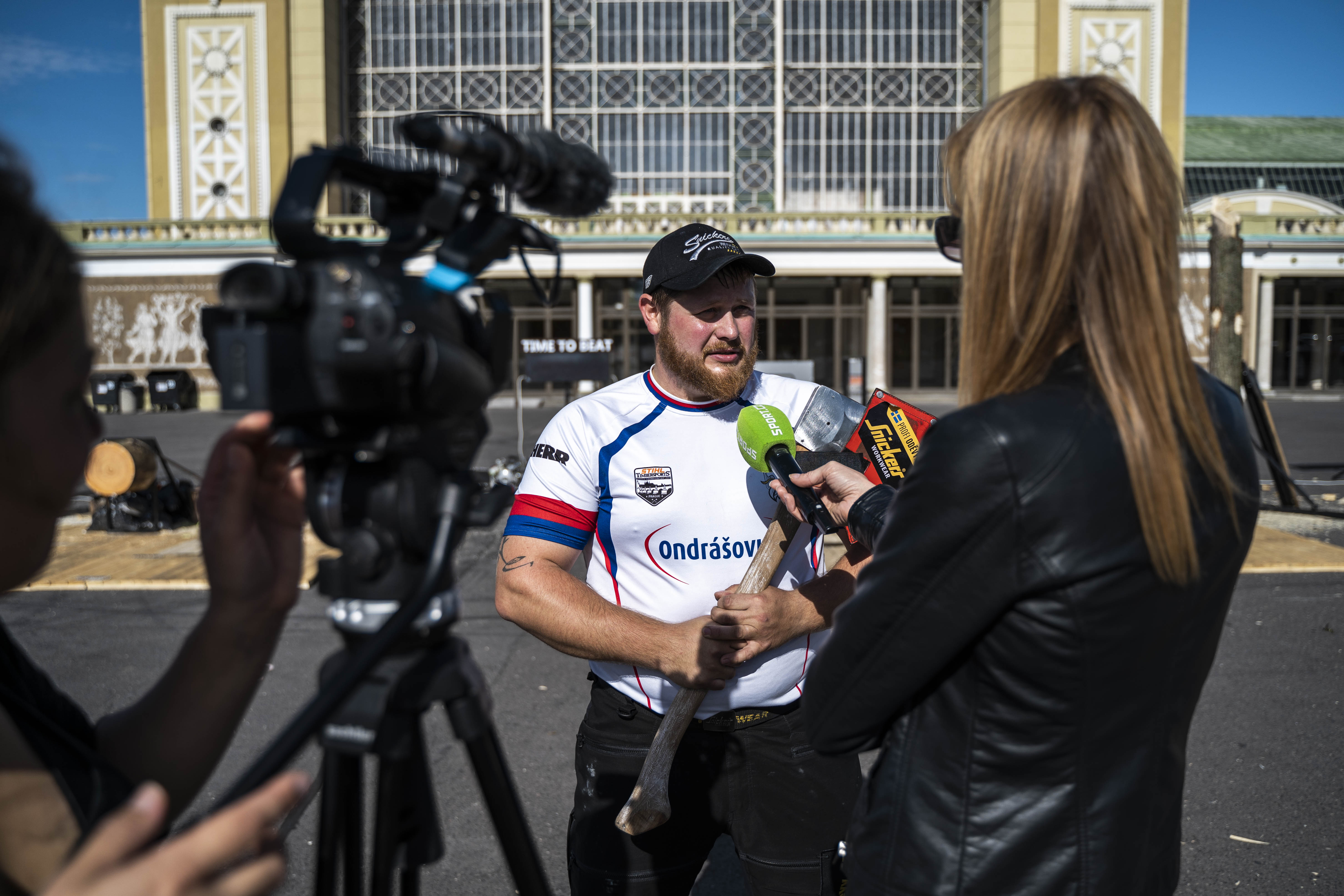 STIHL TIMBERSPORTS® athlete Martin_Rousal in an interview with the national TV station Ceska Televize.